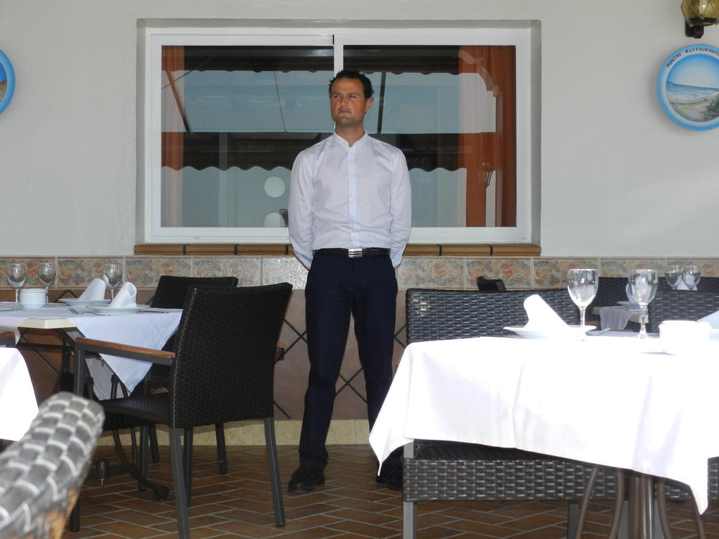 Hostal El Alferez Vejer de la Frontera Esterno foto
