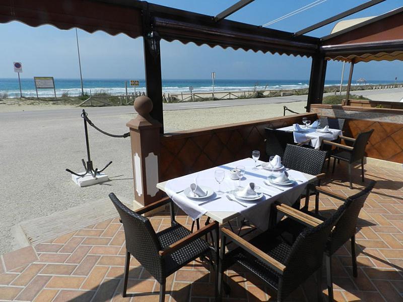 Hostal El Alferez Vejer de la Frontera Esterno foto