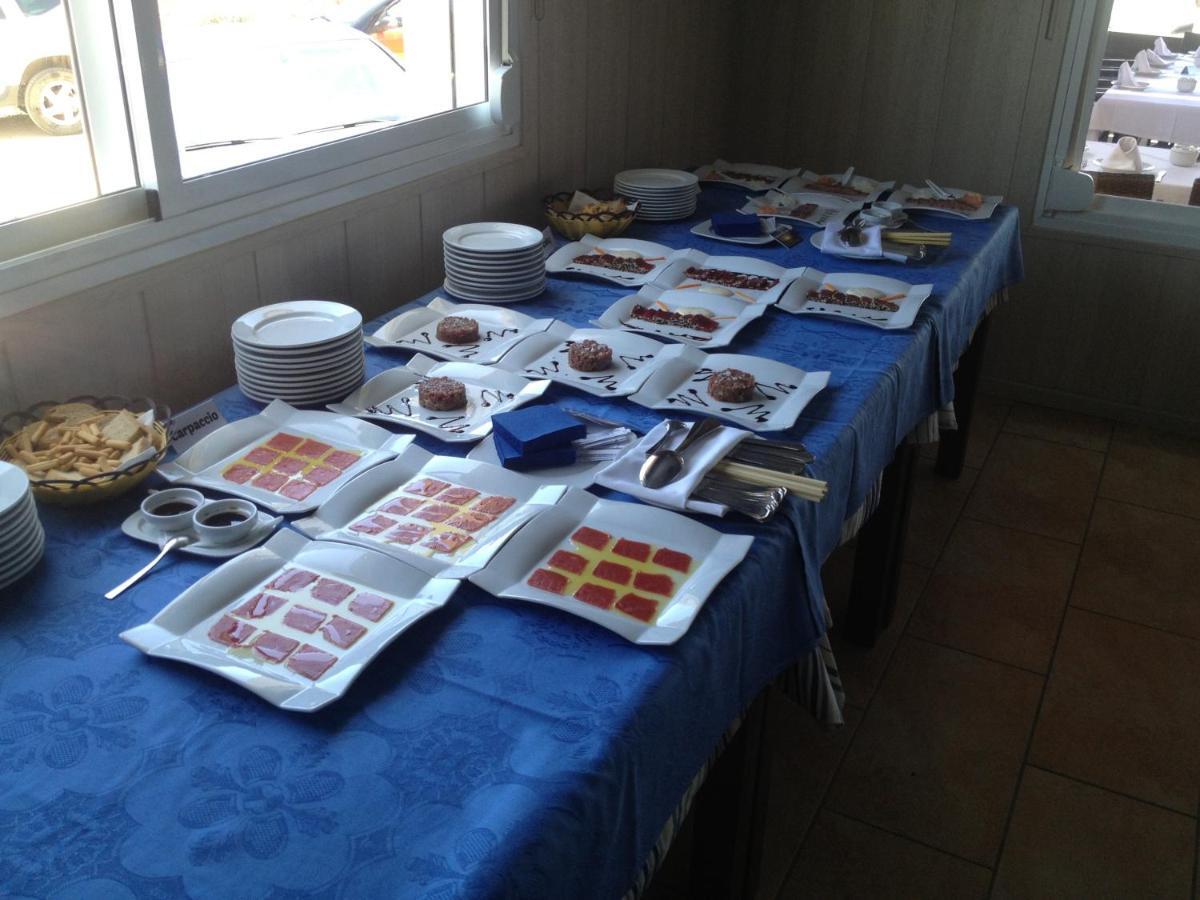 Hostal El Alferez Vejer de la Frontera Esterno foto